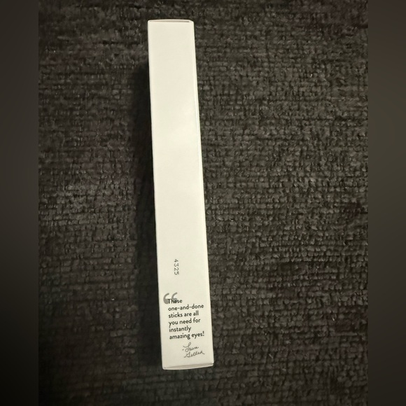 ✨ Beauty Bundle Adidas Bag + Stanley Keychain + Masks + Laura Geller ✨ - Picture 6 of 16